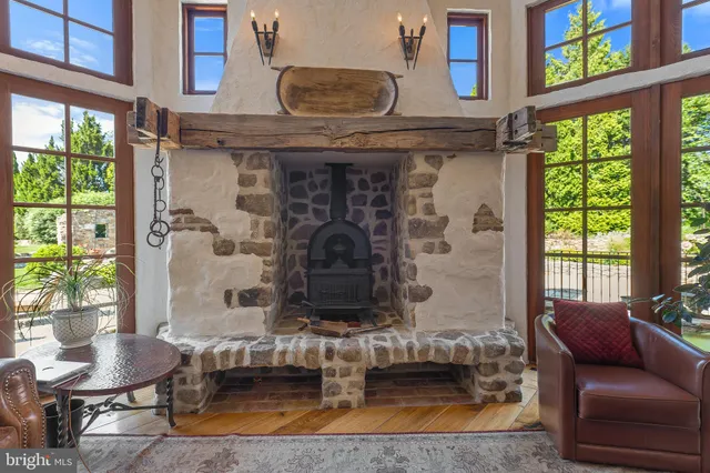 $9,950,000 | 13320 Signal Tree Lane, Potomac, MD 20854