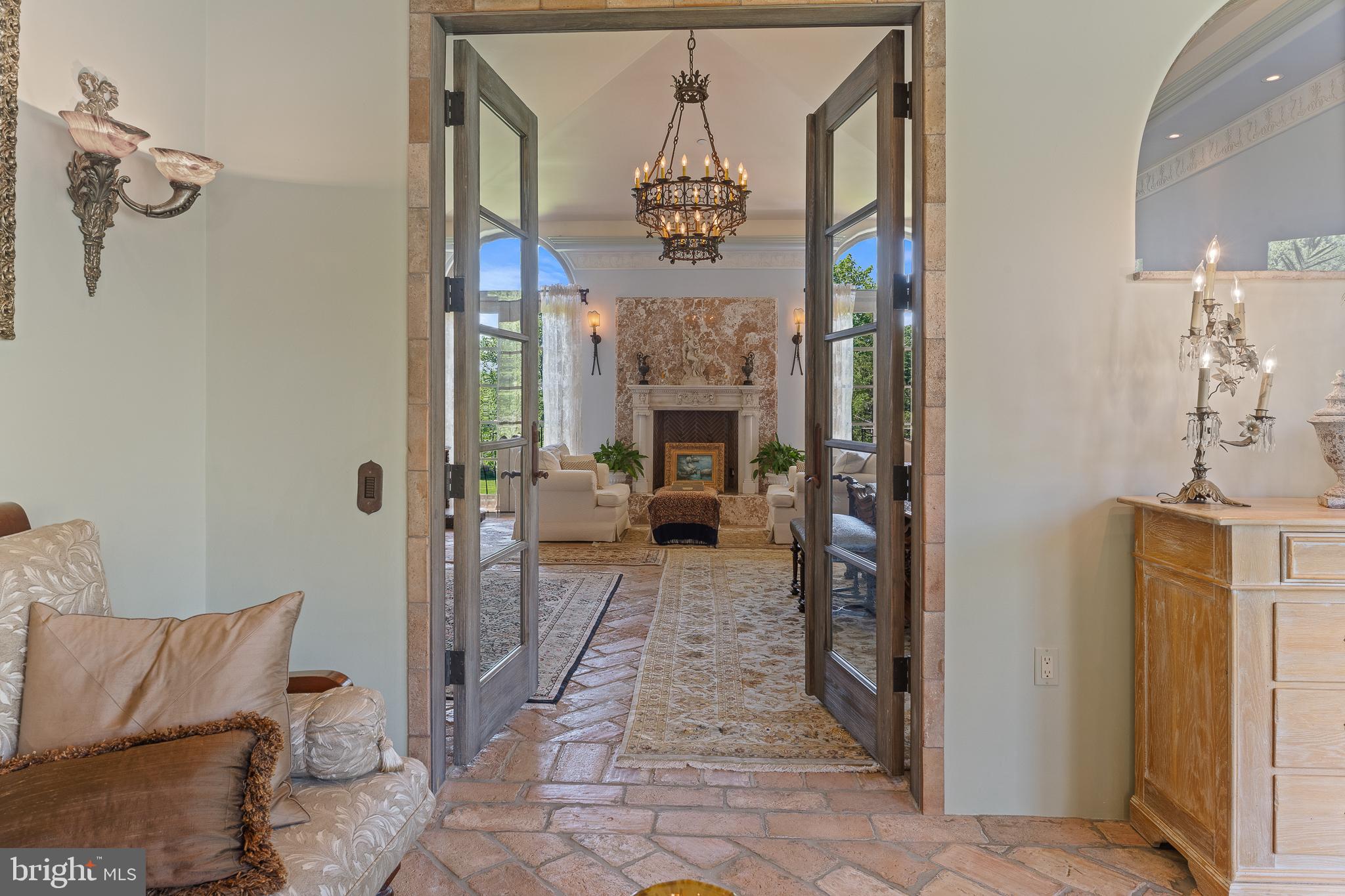 13320 Signal Tree Lane Potomac, MD 20854 - Photo 75 of 143 Enter Gracious & Grand MAIN LEVEL primary suite