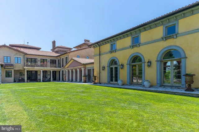 $9,950,000 | 13320 Signal Tree Lane, Potomac, MD 20854