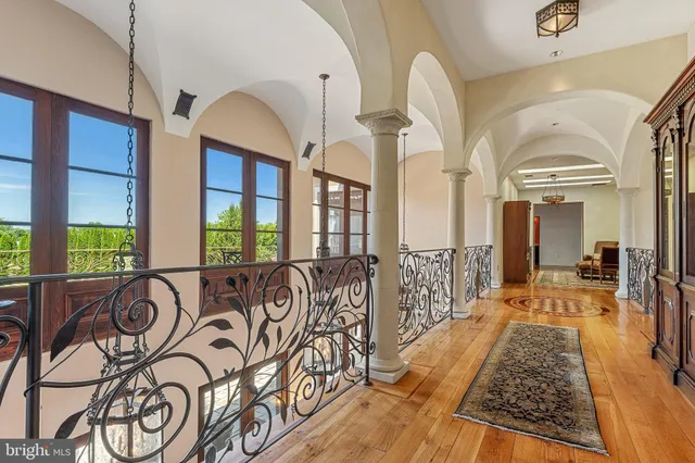 $9,950,000 | 13320 Signal Tree Lane, Potomac, MD 20854