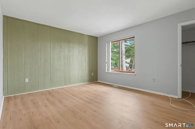 $2,500 | 155 Cottonwood Road, Unit 155, Newington, CT 06111