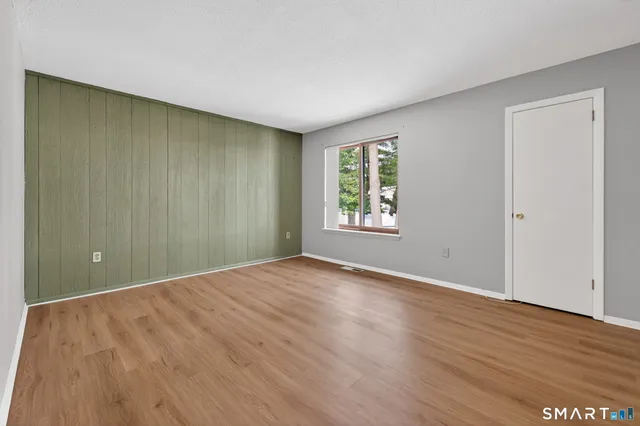 $2,500 | 155 Cottonwood Road, Unit 155, Newington, CT 06111