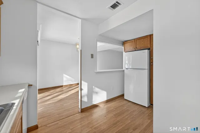 $2,500 | 155 Cottonwood Road, Unit 155, Newington, CT 06111