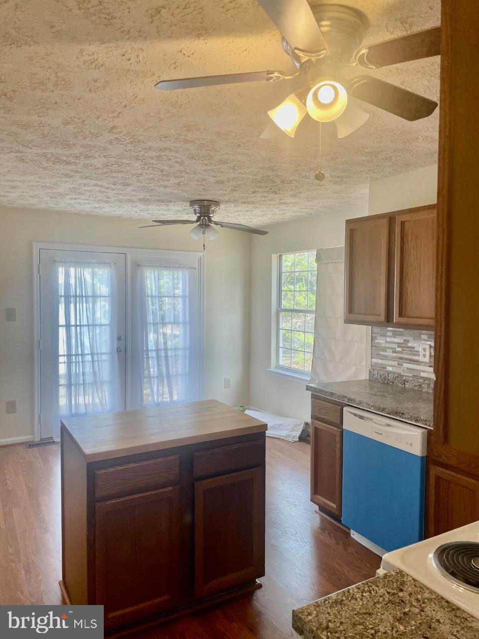 8708 Delphi Drive Clinton, MD 20735 - Photo 3 of 12