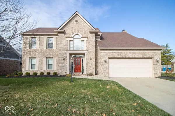 $494,900 | 5200 Lake Point Drive, Carmel, IN 46033