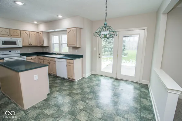 $494,900 | 5200 Lake Point Drive, Carmel, IN 46033