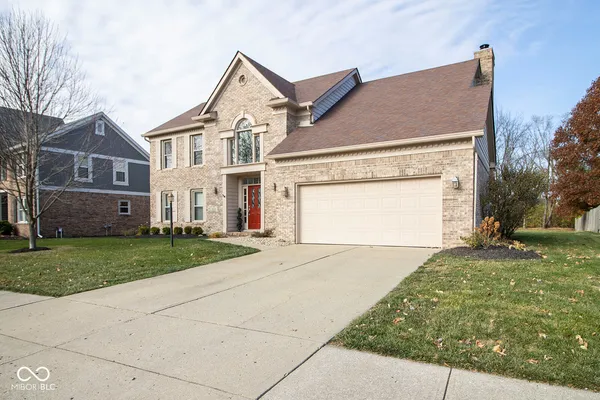 $494,900 | 5200 Lake Point Drive, Carmel, IN 46033