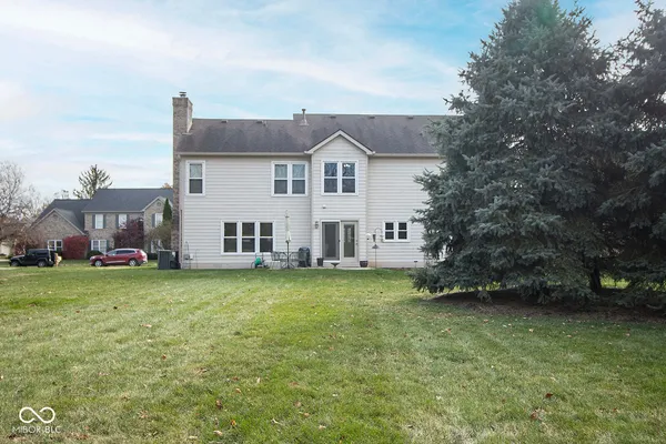 $494,900 | 5200 Lake Point Drive, Carmel, IN 46033