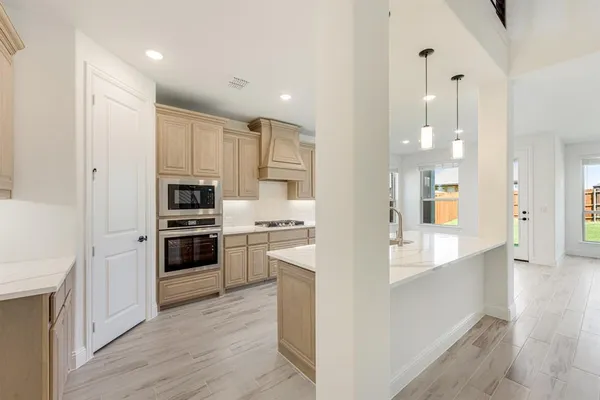 $519,900 | 1073 Raptor Road, Alvarado, TX 76009