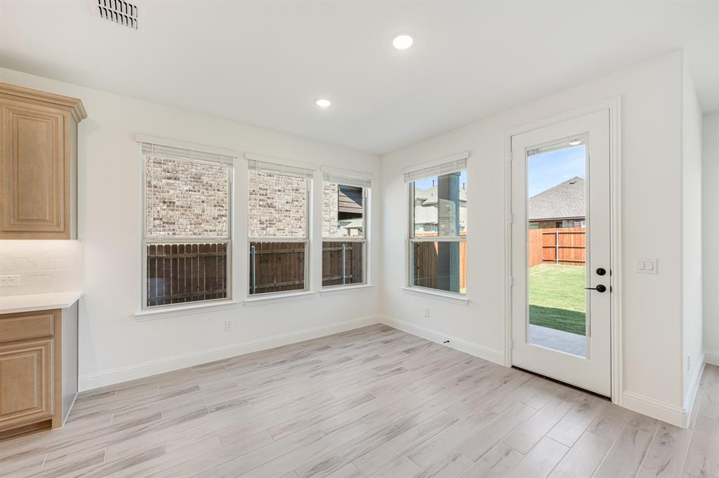 1073 Raptor Road Alvarado, TX 76009 - Photo 14 of 40