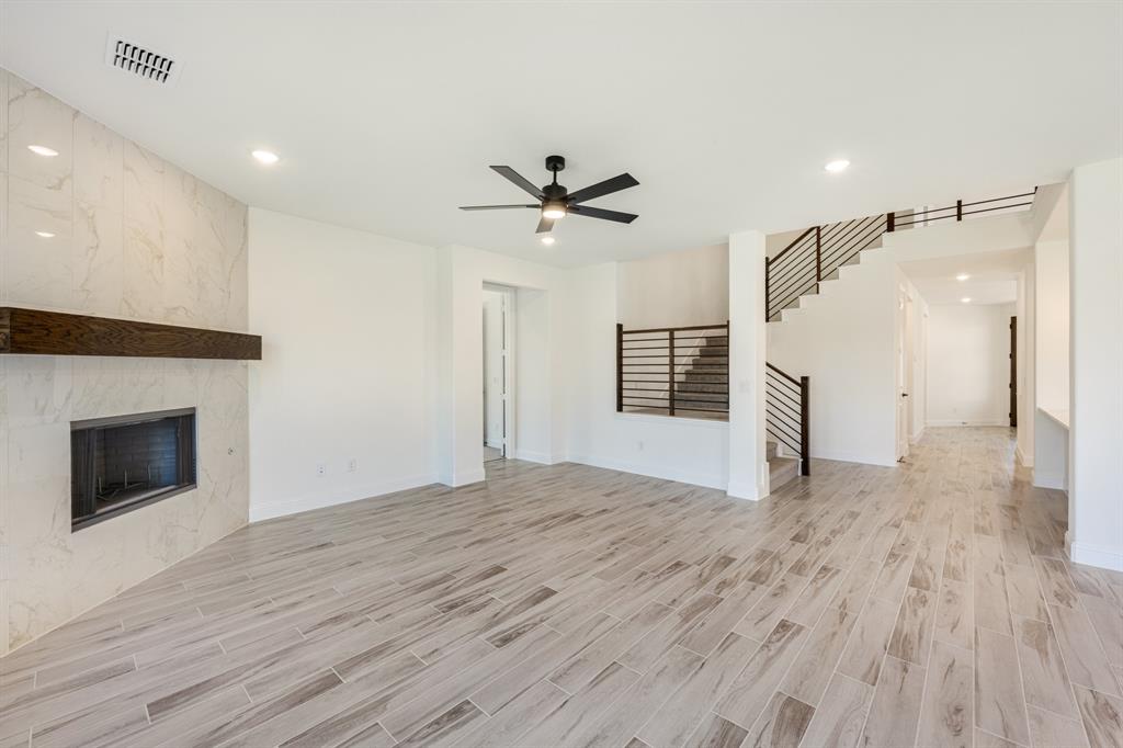 1073 Raptor Road Alvarado, TX 76009 - Photo 16 of 40