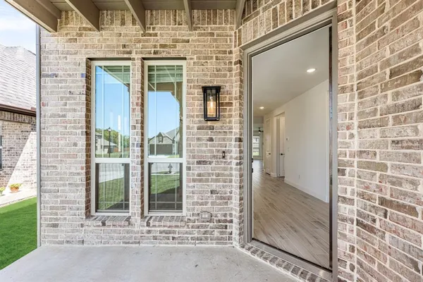 $519,900 | 1073 Raptor Road, Alvarado, TX 76009