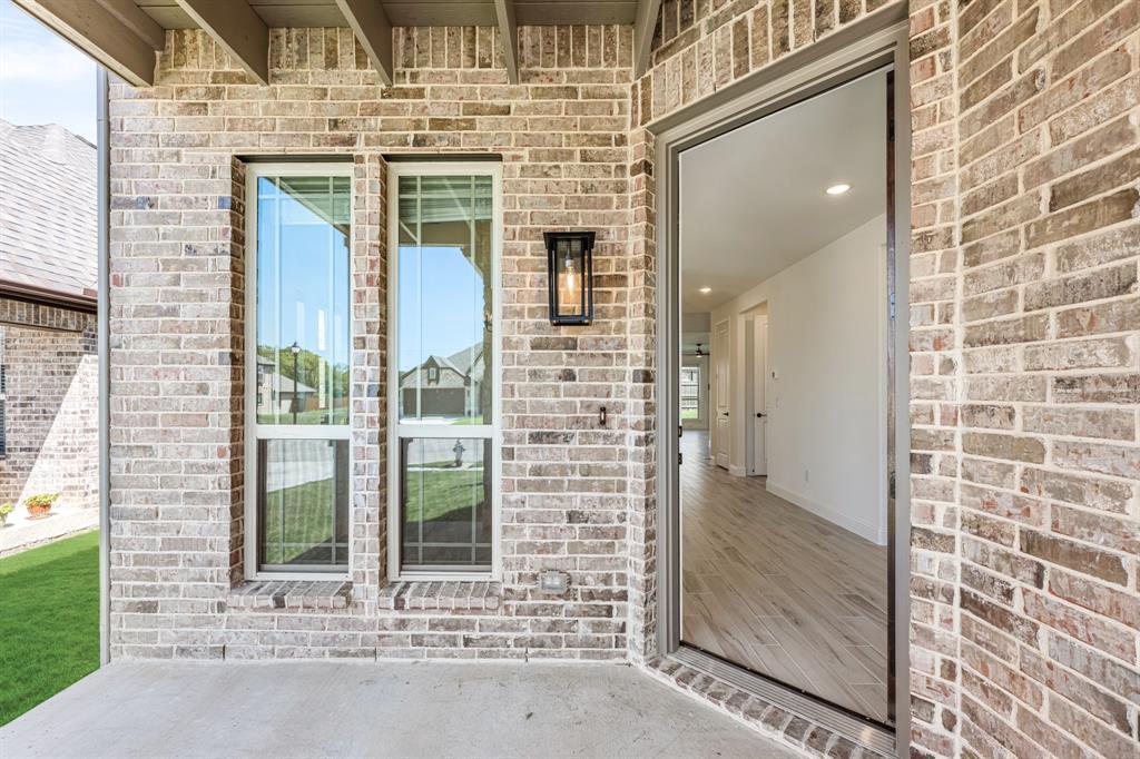 1073 Raptor Road Alvarado, TX 76009 - Photo 3 of 40