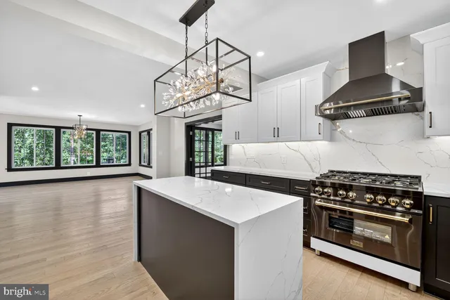 $1,449,000 | 1400 Newton Street Northeast, Washington, DC 20017