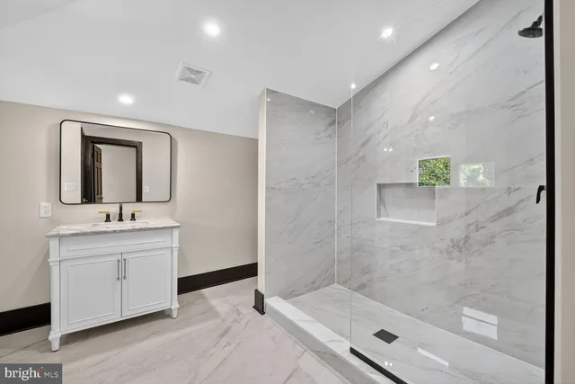 $1,449,000 | 1400 Newton Street Northeast, Washington, DC 20017