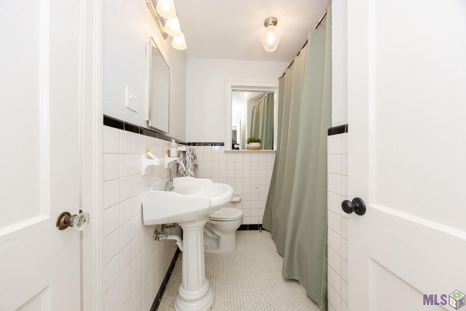 4773 Mimosa Street Baton Rouge, LA 70808 - Photo 11 of 19