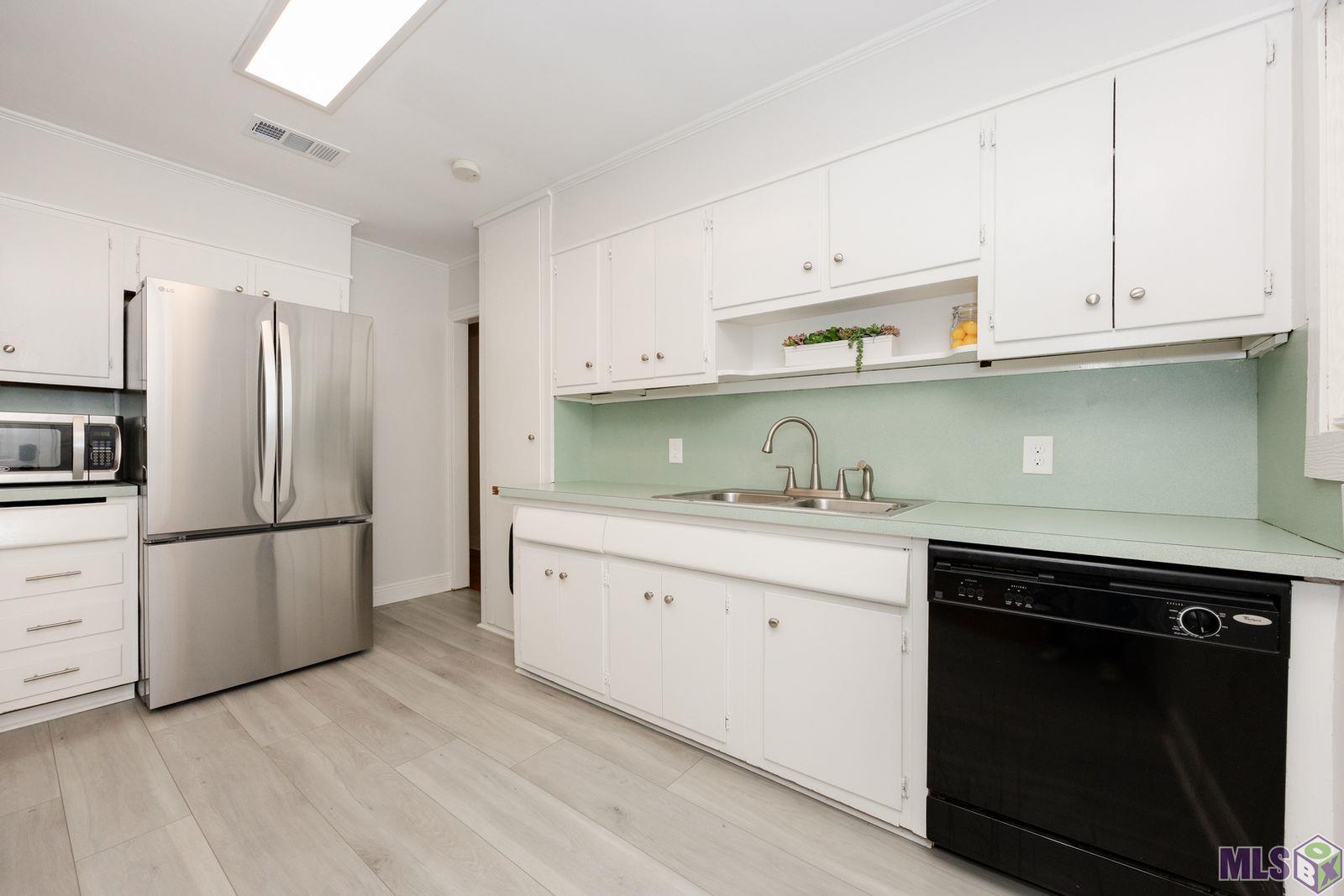 4773 Mimosa Street Baton Rouge, LA 70808 - Photo 6 of 19