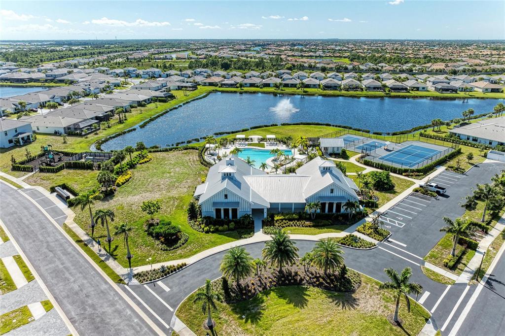 18530 Midsummer Place Venice, FL 34293 - Photo 66 of 100 Gallery Image 66