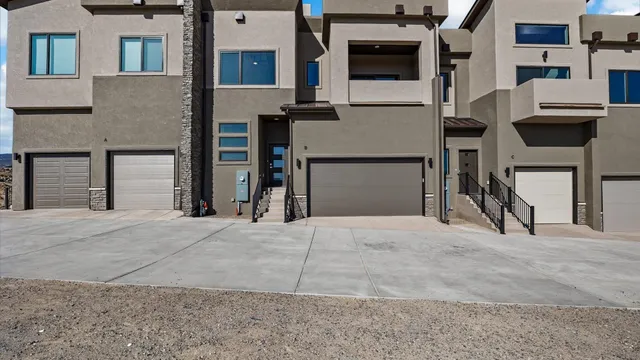 $890,197 | 392 West Ridges Boulevard, Unit B, Grand Junction, CO 81507