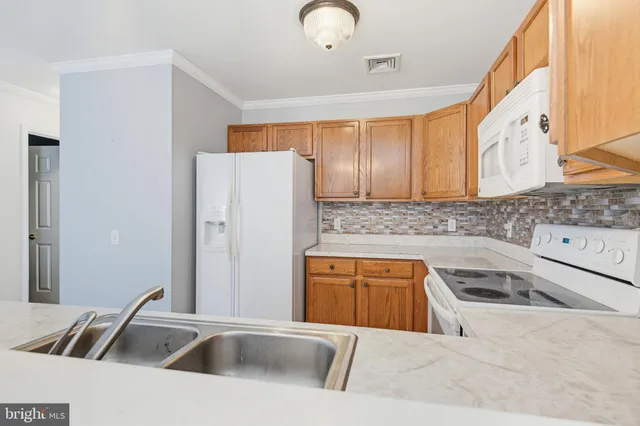 $205,000 | 3126 Nittany Drive, Dover, PA 17315