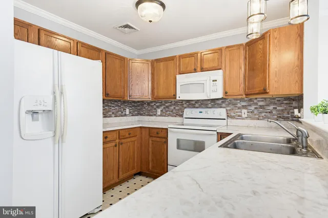 $205,000 | 3126 Nittany Drive, Dover, PA 17315