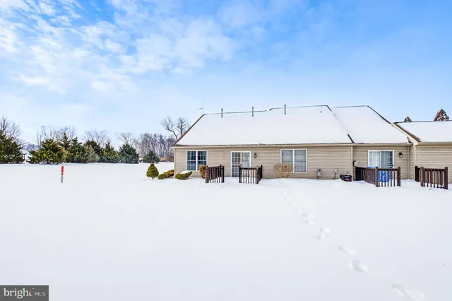 $205,000 | 3126 Nittany Drive, Dover, PA 17315