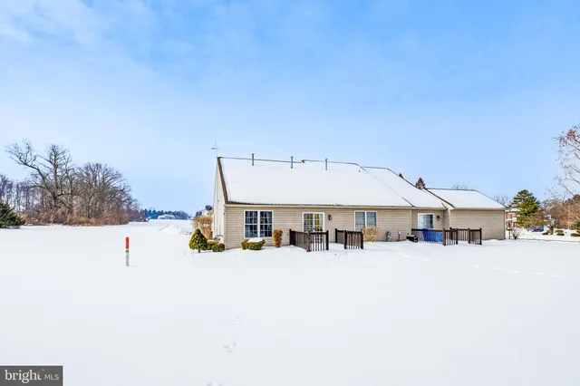 $205,000 | 3126 Nittany Drive, Dover, PA 17315