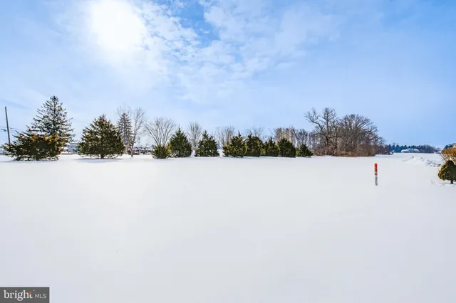 $205,000 | 3126 Nittany Drive, Dover, PA 17315