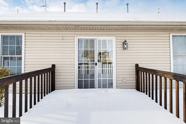 $205,000 | 3126 Nittany Drive, Dover, PA 17315