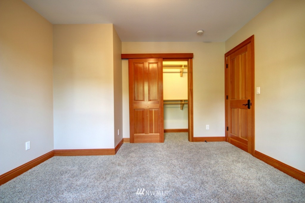 14022 Dodge Valley Road Mount Vernon, WA 98273 - Photo 11 of 24
