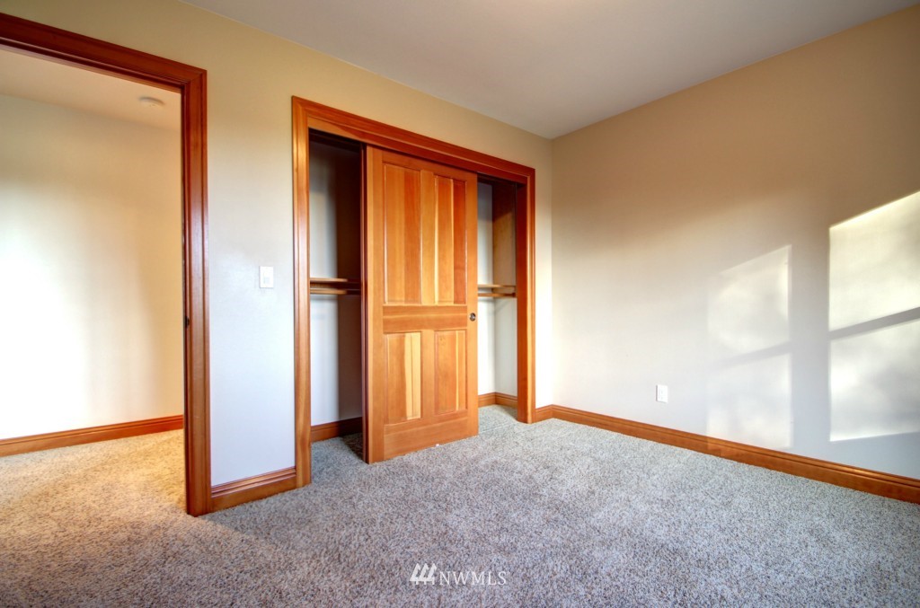 14022 Dodge Valley Road Mount Vernon, WA 98273 - Photo 13 of 24