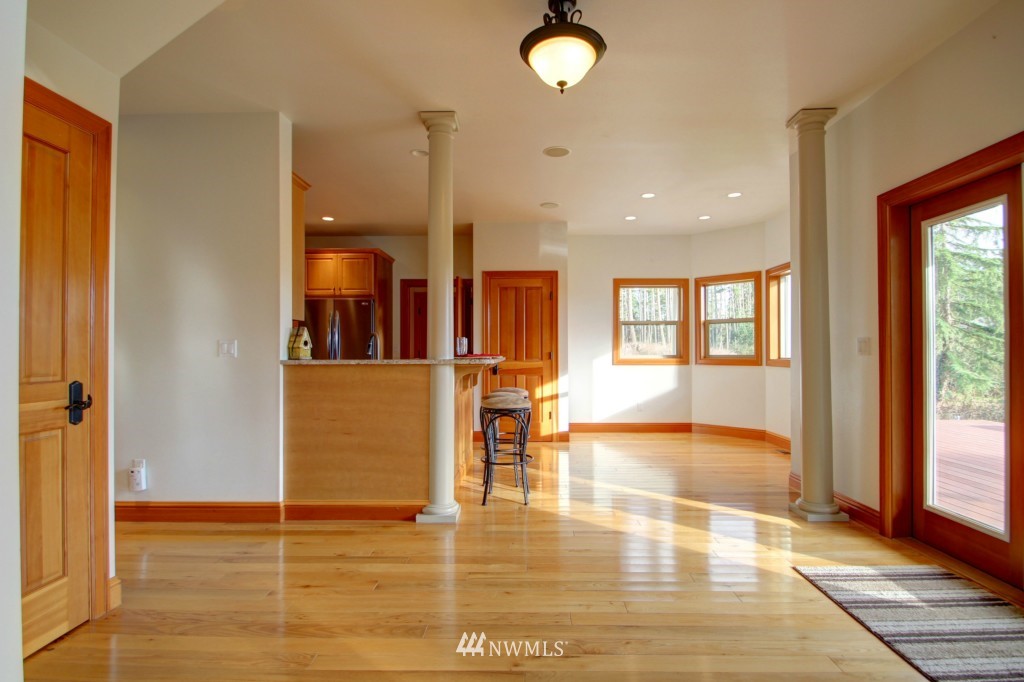 14022 Dodge Valley Road Mount Vernon, WA 98273 - Photo 7 of 24