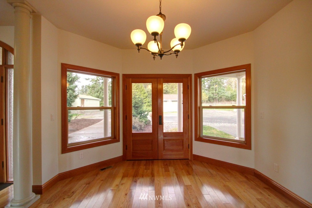 14022 Dodge Valley Road Mount Vernon, WA 98273 - Photo 8 of 24