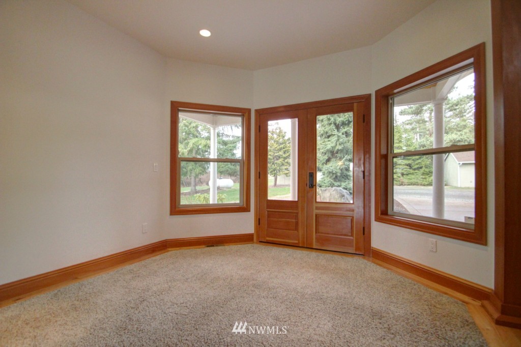 14022 Dodge Valley Road Mount Vernon, WA 98273 - Photo 9 of 24