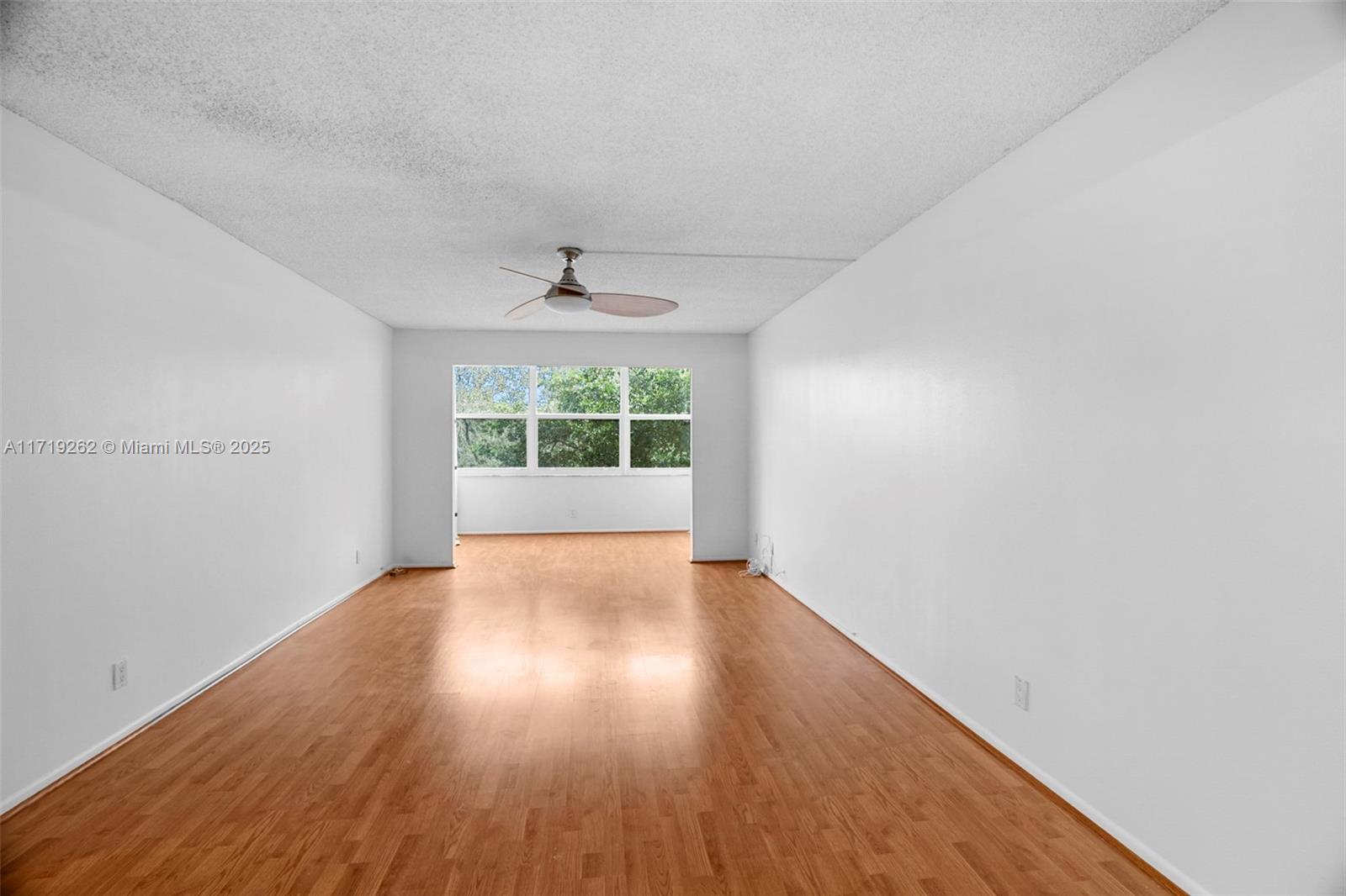 6700 Cypress Road, Unit 412 Plantation, FL 33317 - Photo 4 of 27 Gallery Image 4