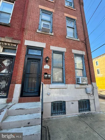 $950 | 422 West Huntingdon Street, Unit 1, Philadelphia, PA 19133
