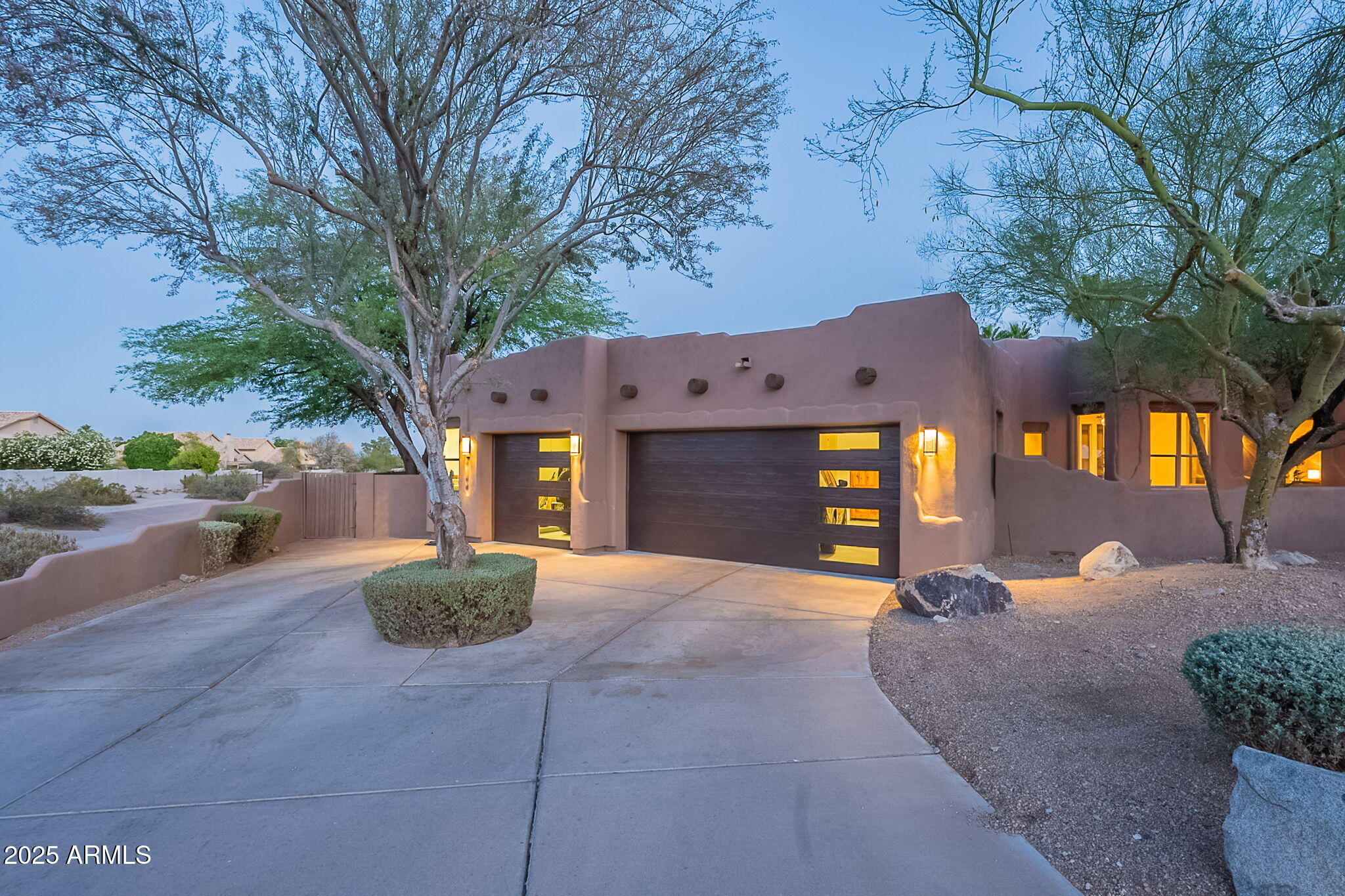 3405 East Knox Road Phoenix, AZ 85044 - Photo 13 of 64 Front Yard