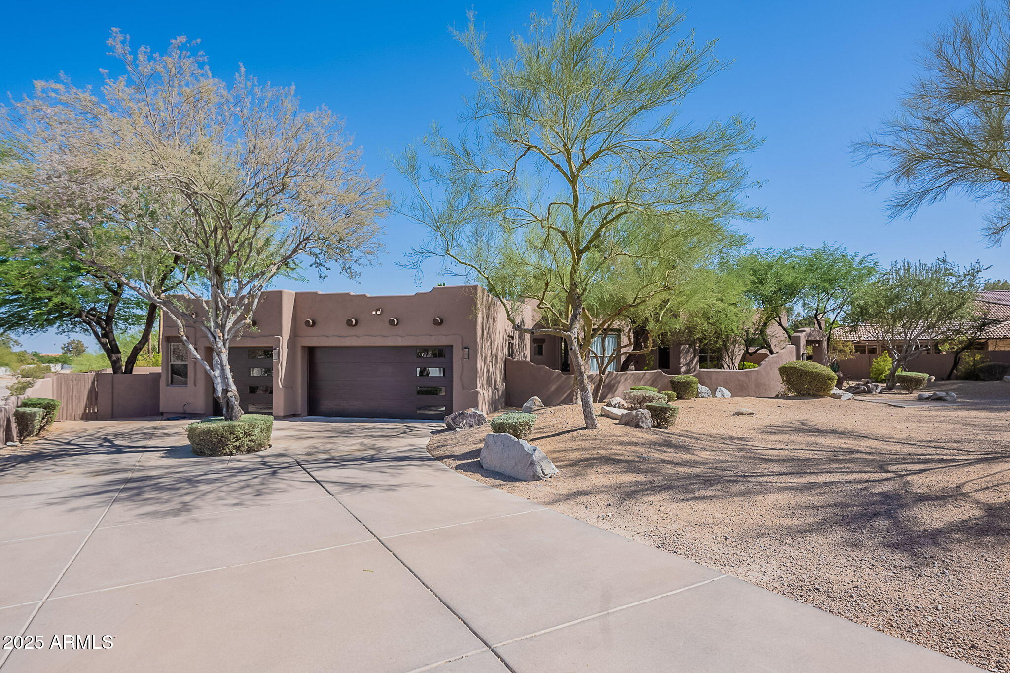 3405 East Knox Road Phoenix, AZ 85044 - Photo 7 of 64 Front Yard