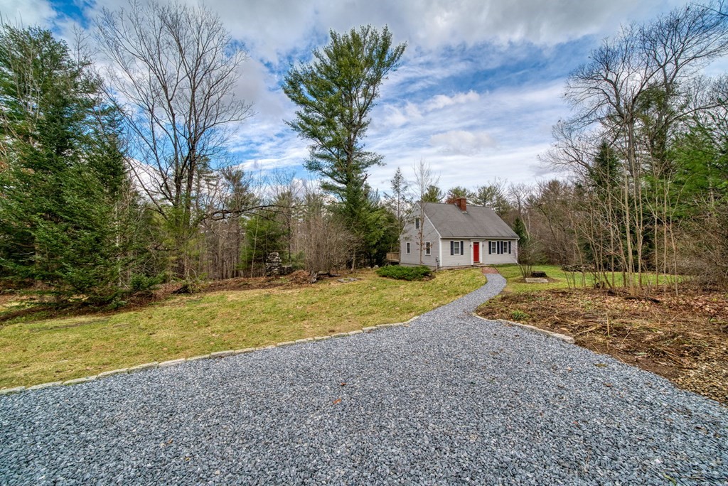 155 Old Princeton Road Hubbardston, MA 01452 - Photo 2 of 28 Gallery Image 2