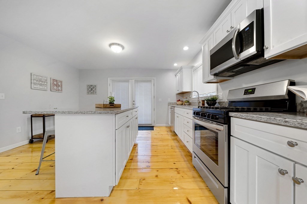 155 Old Princeton Road Hubbardston, MA 01452 - Photo 5 of 28 Gallery Image 5