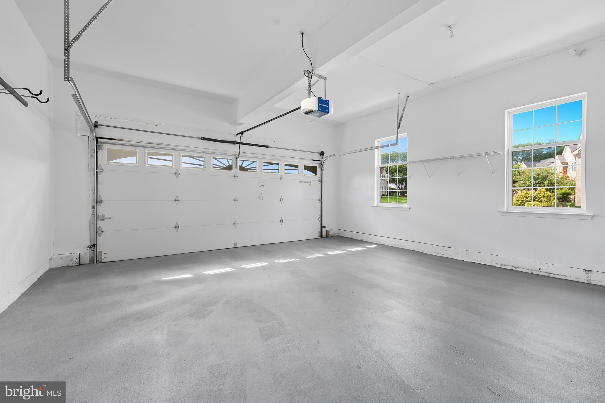 1 Michael Townsend Court Newark, DE 19702 - Photo 17 of 47 Garage