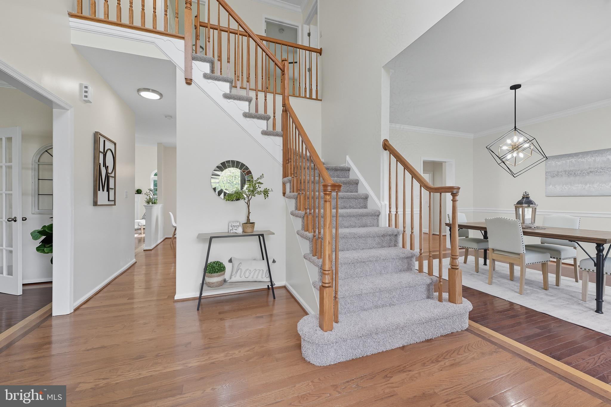 1 Michael Townsend Court Newark, DE 19702 - Photo 3 of 47 Foyer