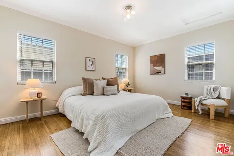 $1,125,000 | 7519 La Salle Avenue, Los Angeles, CA 90047