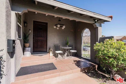$1,125,000 | 7519 La Salle Avenue, Los Angeles, CA 90047