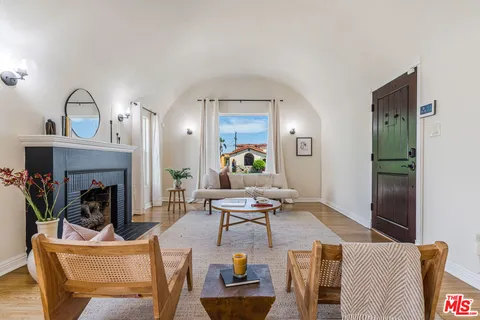 $1,125,000 | 7519 La Salle Avenue, Los Angeles, CA 90047