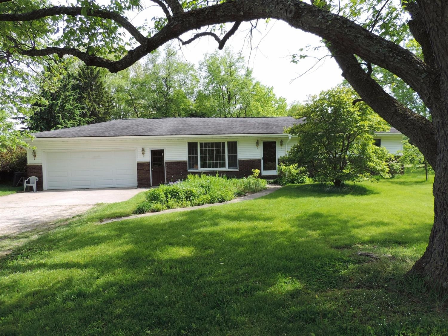 7475 Walsh Road Dexter, MI 48130 - Photo 1 of 10 Photo 1