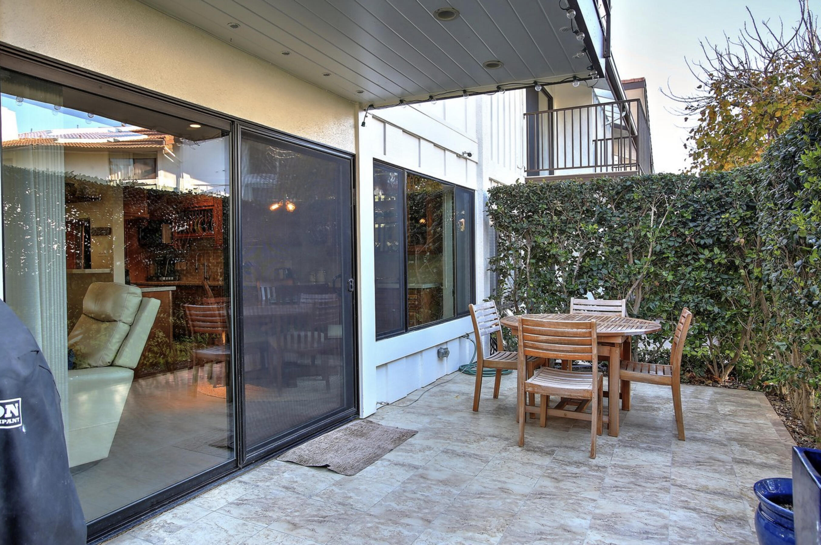 669 Del Parque Drive, Unit D Santa Barbara, CA 93103 - Photo 28 of 37 a outdoor space with a furniture
