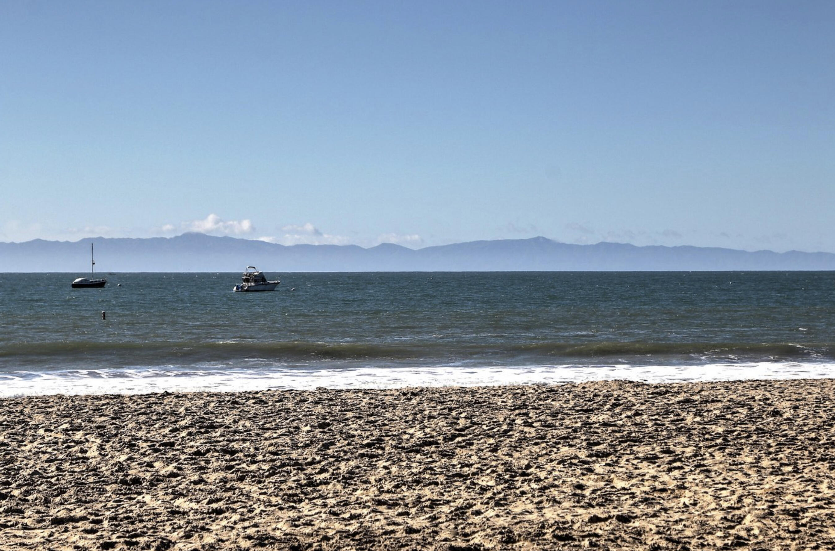 669 Del Parque Drive, Unit D Santa Barbara, CA 93103 - Photo 34 of 37 a view of a large body of water
