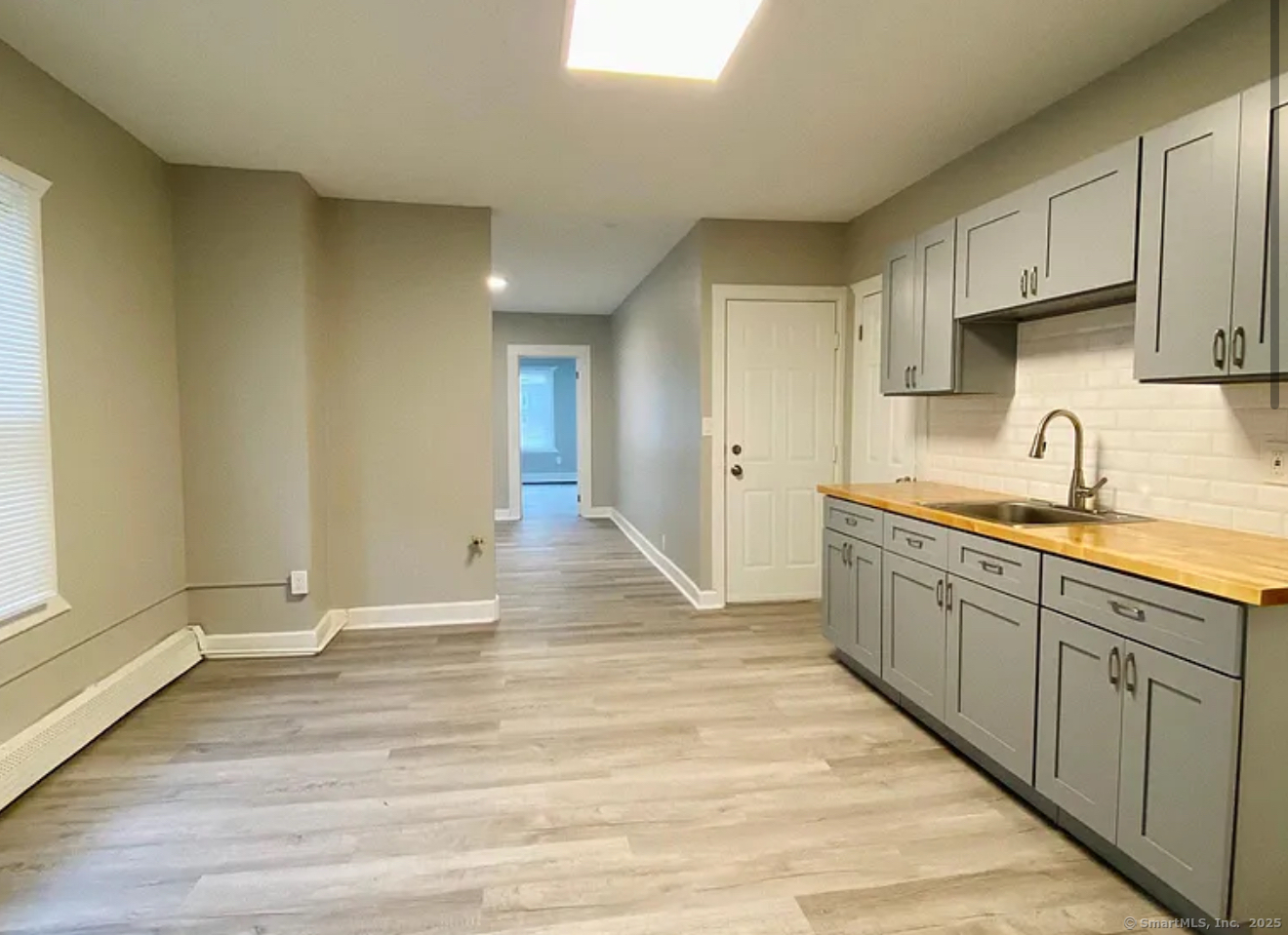 87 Caroline Street, Unit 1 Bridgeport, CT 06608 - Photo 1 of 5