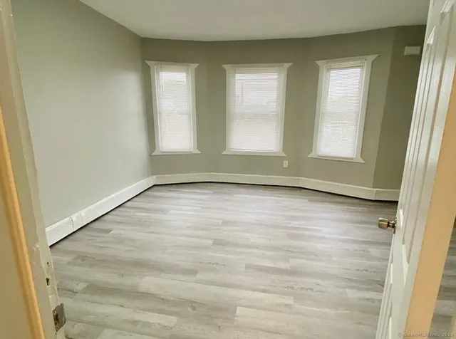 $1,900 | 87 Caroline Street, Unit 1, Bridgeport, CT 06608